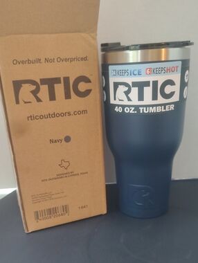 New RTIC 40 oz Tumbler Navy with RTIC Decal.  C3